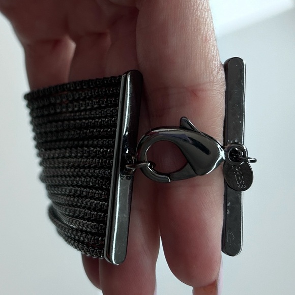 Express Bracelet - Picture 2 of 3